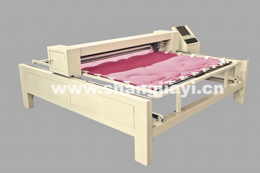 TH03 Quilting machine